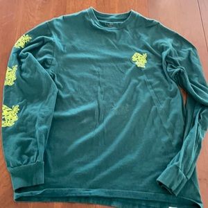 Vans Men’s Medium mushroom t shirt long sleeve